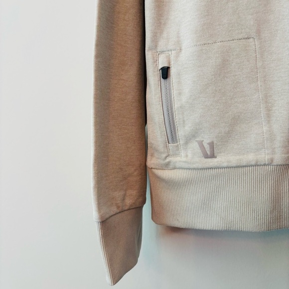 Vuori Ponto Performance Crew Sweatshirt Mens Dove Gray Peloton Logo Pullover XL - Picture 3 of 5